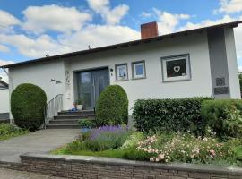 Ferienhaus Vulkaneifel Haus Pesch, villa a Brockscheid