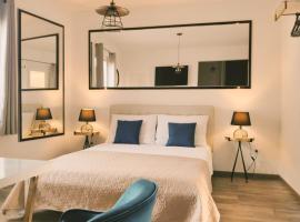 Central Park Suites, hotel perto de ACI Marina Vodice, Vodice