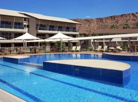 Crowne Plaza Alice Springs Lasseters, an IHG Hotel, hotel near Frontier Camel Farm, Alice Springs