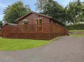 Crocus Lodge, holiday home in Bodmin