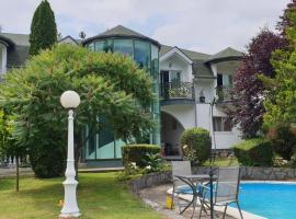 Veliki Raj Plus, hotel v destinaci Stenjevac