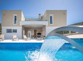 Villa Hileja, hotel en Marina