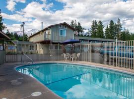 Swiss Holiday Lodge, motel i Mount Shasta