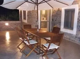Lakonian home