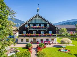 Frühstückspension Klinglhub, hotel ve Flachau