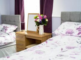Aden House Bed And Breakfast, помешкання типу "ліжко та сніданок" у місті Mintlaw