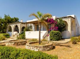 Calmea Seafront Residence - secluded beach, family hotel sa Kampos Paros