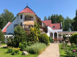 Karle Hotel Guest House, strandhotell i Vitrupe