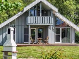 Amazing Home In Rechlin With Kitchen, hotel de luxo em Rechlin