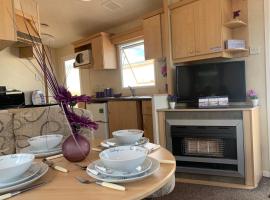 Family Holiday Home - Thorness Bay - WIFI, camping à Porchfield