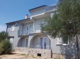 Sabljak, hotel din Veglia