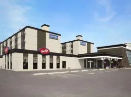 Travelodge by Wyndham Edmonton West