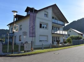 Gästehaus Lehr, hotel di Kinding