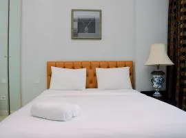 Modern and Luxurious 2BR Essence Dharmawangsa Apartment By Travelio