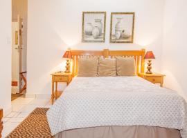 Rivendell Bed and Breakfast: Hillcrest şehrinde bir otel