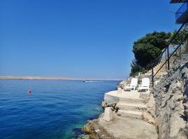 Apartments Lilly by the sea, hotel v destinaci Barić Draga