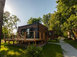 Weź tu Przystań, cabaña o casa de campo en Pomiechówek