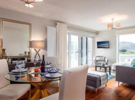 Castle Penthouse、デガヌイのホテル