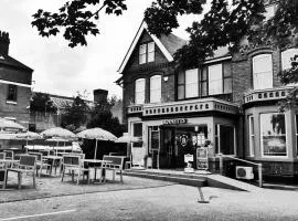 Bennetts Hotel