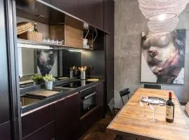 PONTE VECCHIO LUXURY AND STYLISH APARTMENT