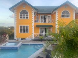 Faith's Villa Tobago, готель у місті Diamond