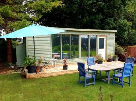 The cozy shed – hotel w mieście Stow on the Wold