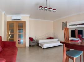 Fantastic Fatima Apartment, ξενοδοχείο σε Vila Real de Santo António