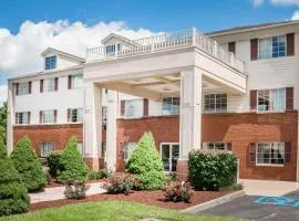 Days Inn by Wyndham Norton