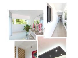 Hotel Sunshine, Hotel in San Felipe de Puerto Plata