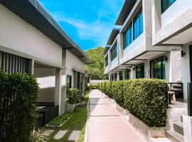 The Seacret Kohlarn, pet-friendly hotel in Ko Larn