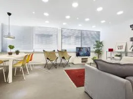 Chloe Boutique Apartments Apollo