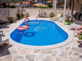 Villa Branka apartments near Dubrovnik with Pool and Wine Cellar, Hotel in Ivanica