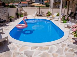 Villa Branka apartments near Dubrovnik with Pool, ξενοδοχείο σε Ivanica