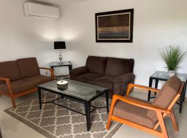 Private Chalan Pago Apartment, hotel em Hagatna