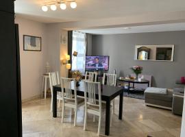 Private house with a view on Bayeux's Cathedrale, hotel u gradu Baje