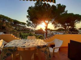 Il tramonto sulla Biodola, hotel em Casa Mazzari