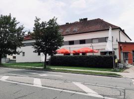 Pension Auer, hotel with parking in Liebenfels
