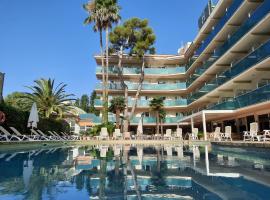 Hotel Canada Palace, hotel v destinaci Calafell
