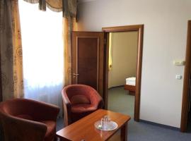 Готель Леон, hotel v destinácii Zwiahl