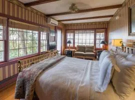 Snug Cottage