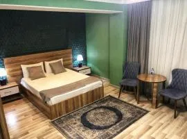 Gallery Lux Hotel Baku