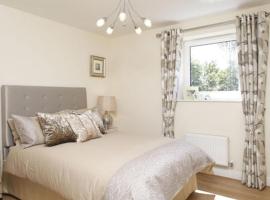 Apple House Guesthouse Heathrow Airport, hotel en Hillingdon