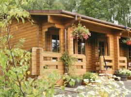 Cosy & compact Rowan Lodge no4, hotel in Killin