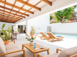 Hotel Patricia Menorca、シウタデリャのホテル