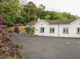 Quiet Waters Cottage, villa i Coleraine