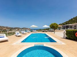 Promitheas Villa, Sea Side Resort, By ThinkVilla, hotel a Vlikhádha
