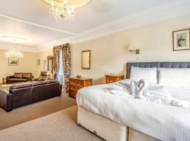 Trehellas House Hotel & Courthouse restaurant, Cottage in Bodmin