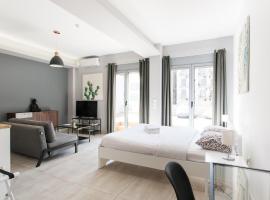Omnia Pagrati Apartments, apartment in Athens