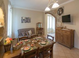 il Roseto holidays, casa o chalet en Castelnuovo del Garda