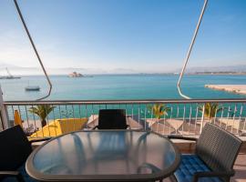 Di fronte alla fortezza, hotel in Nafplio